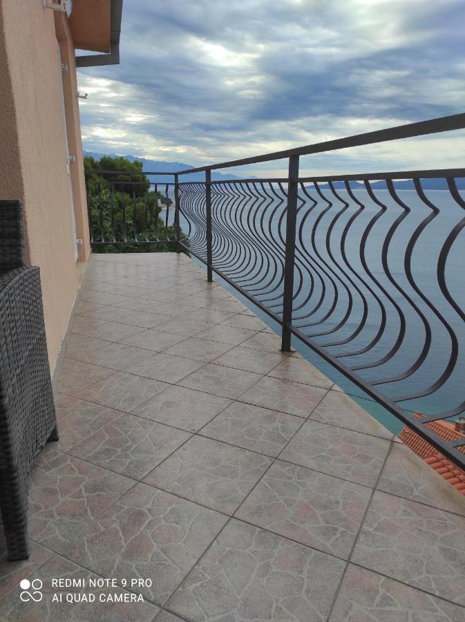 Apartment Zadoda Omis Ngoại thất bức ảnh
