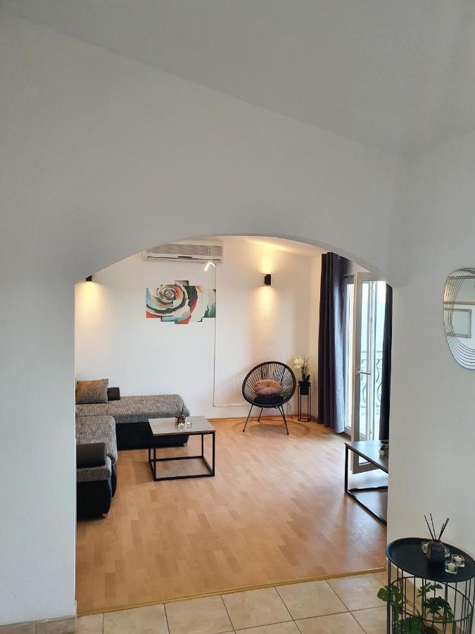 Apartment Zadoda Omis Ngoại thất bức ảnh