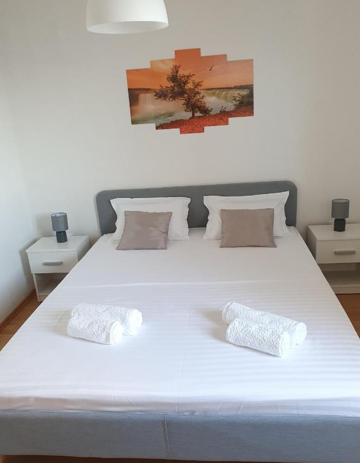 Apartment Zadoda Omis Ngoại thất bức ảnh