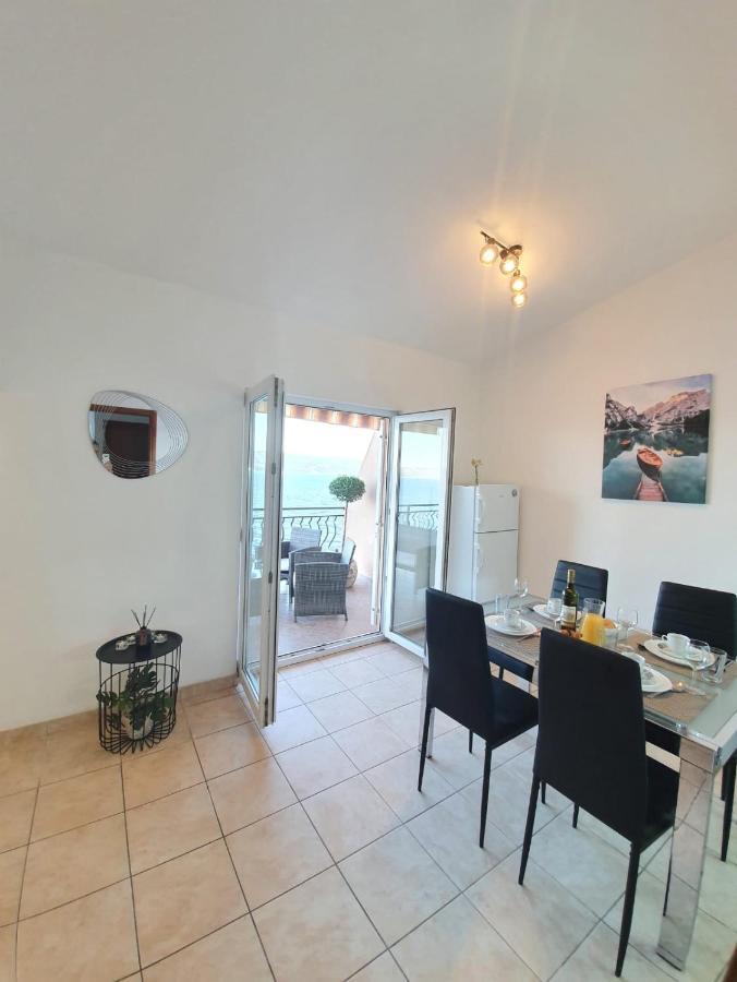 Apartment Zadoda Omis Ngoại thất bức ảnh