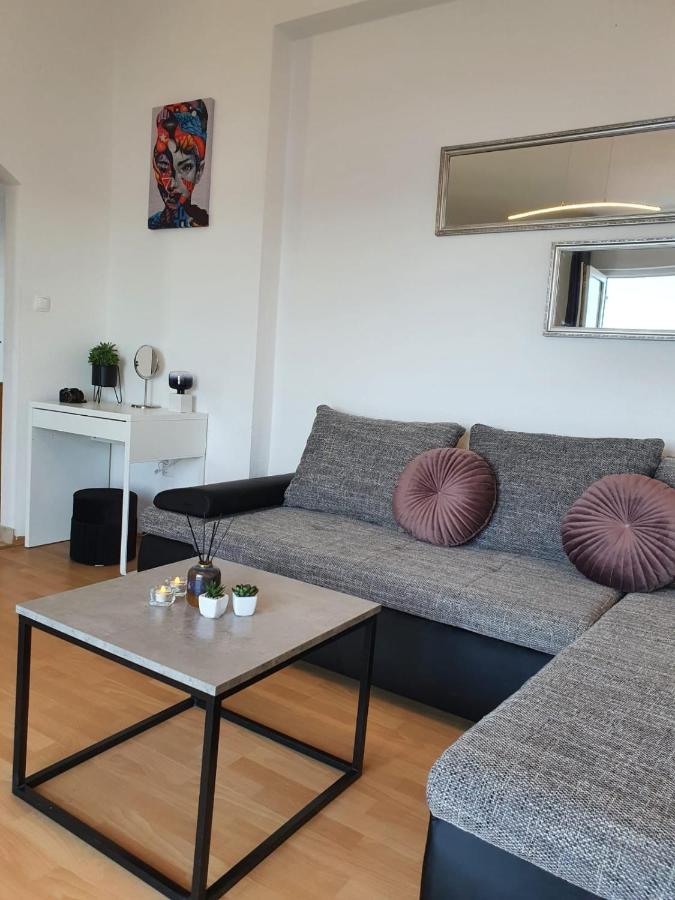 Apartment Zadoda Omis Ngoại thất bức ảnh