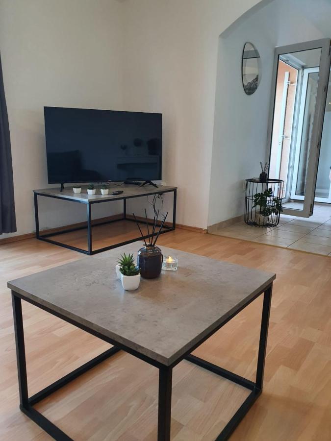 Apartment Zadoda Omis Ngoại thất bức ảnh