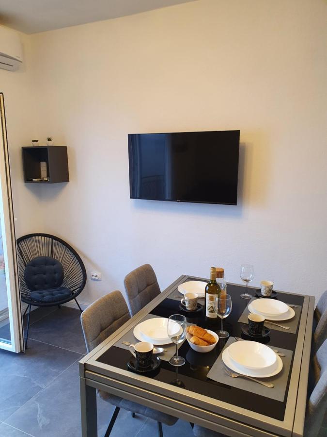 Apartment Zadoda Omis Ngoại thất bức ảnh