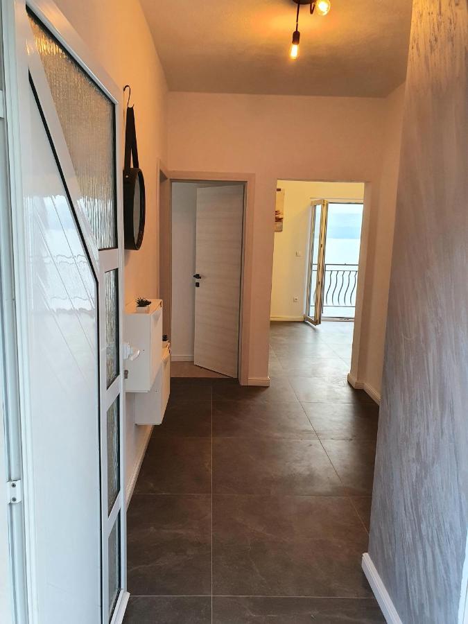 Apartment Zadoda Omis Ngoại thất bức ảnh