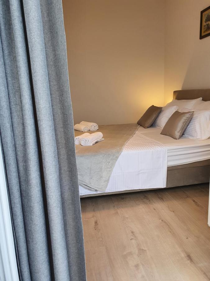 Apartment Zadoda Omis Ngoại thất bức ảnh